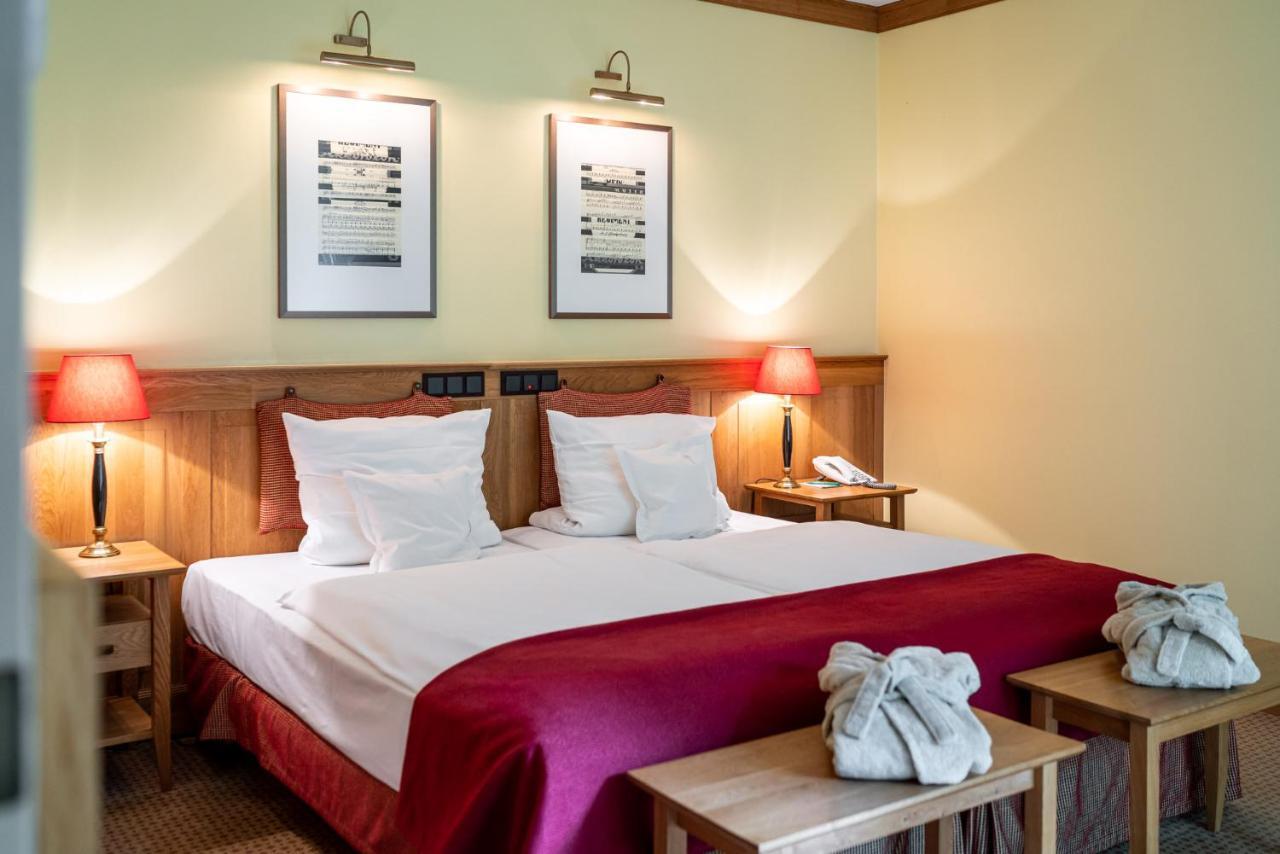 Waldhotel Tannenhaeuschen Wesel  Dış mekan fotoğraf